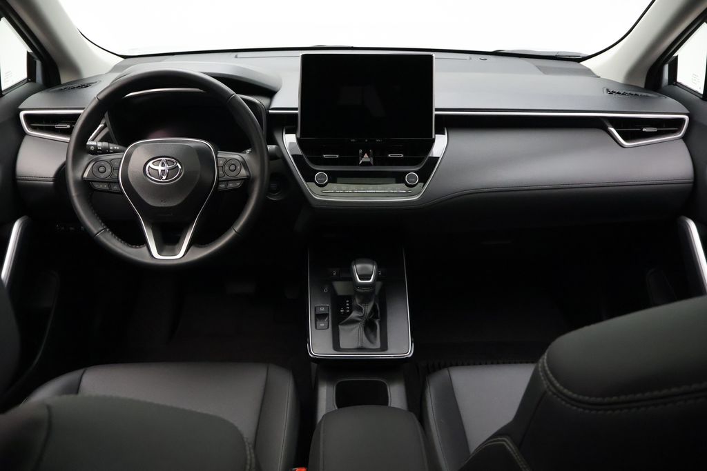 2026 Toyota Corolla Cross XLE - Photo 24
