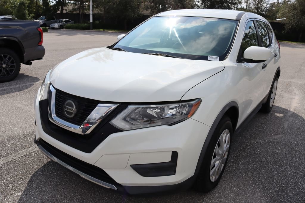 2020 Nissan Rogue S photo 2
