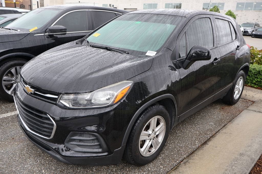 Used 2020 Chevrolet Trax LS with VIN KL7CJKSB5LB056624 for sale in West Palm Beach, FL