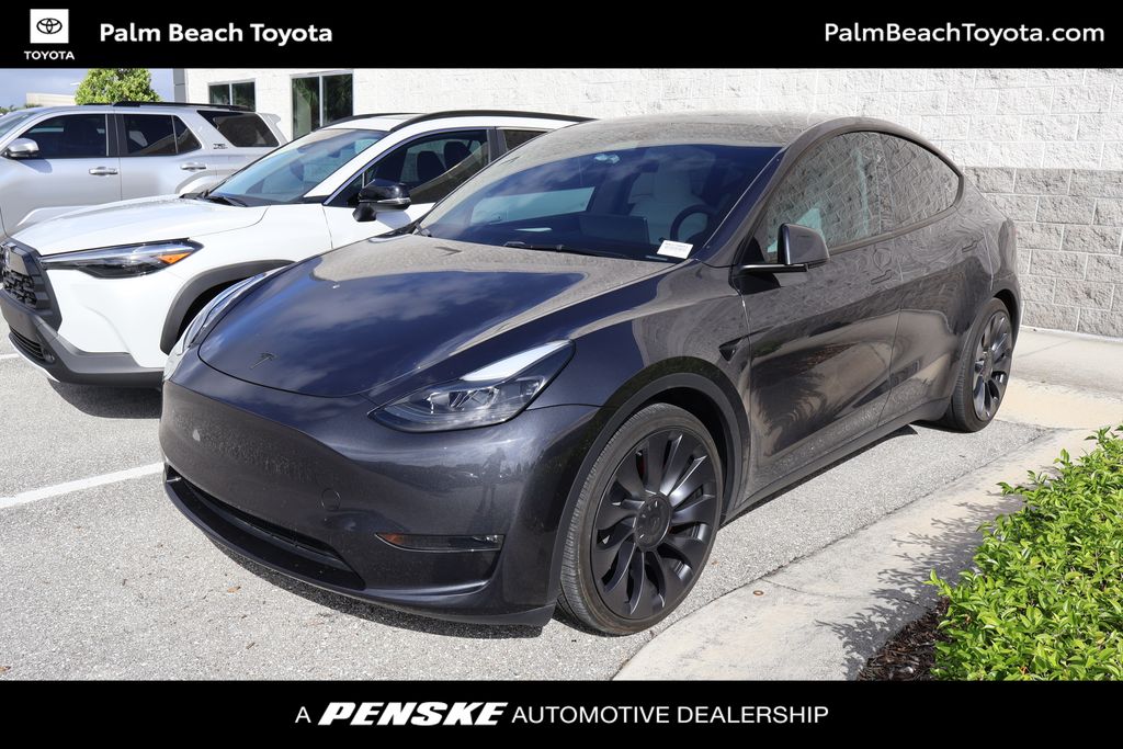 2024 Tesla Model Y Performance Dual Motor All-Wheel Drive's photo