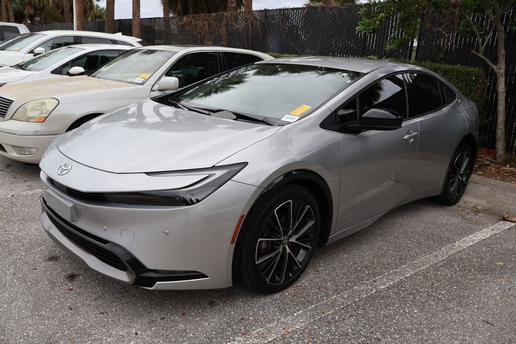 2024 Toyota Prius Hatchback 