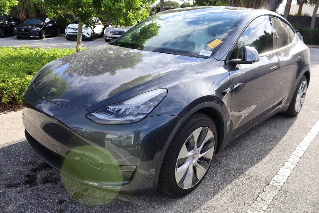 2021 Tesla Model Y Long Range photo 2