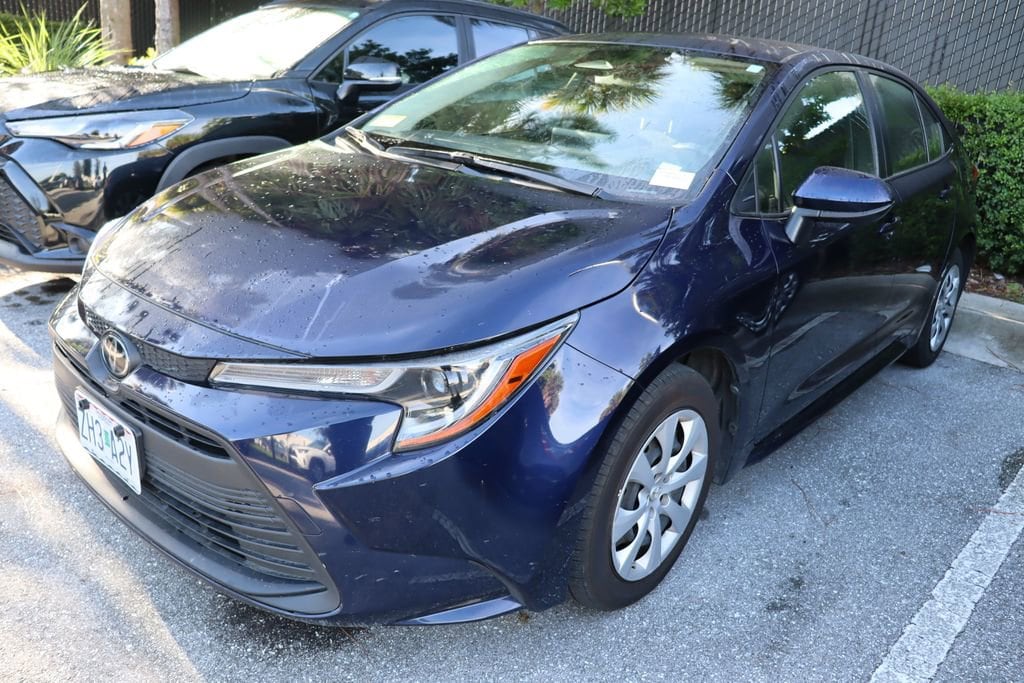 Used 2023 Toyota Corolla LE with VIN JTDB4MEE9PJ000592 for sale in Northfield, Minnesota
