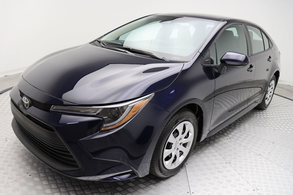 Used 2025 Toyota Corolla LE with VIN 5YFB4MDE7SP229455 for sale in West Palm Beach, FL