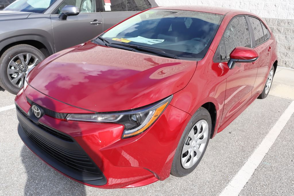 2025 Toyota Corolla LE photo 2