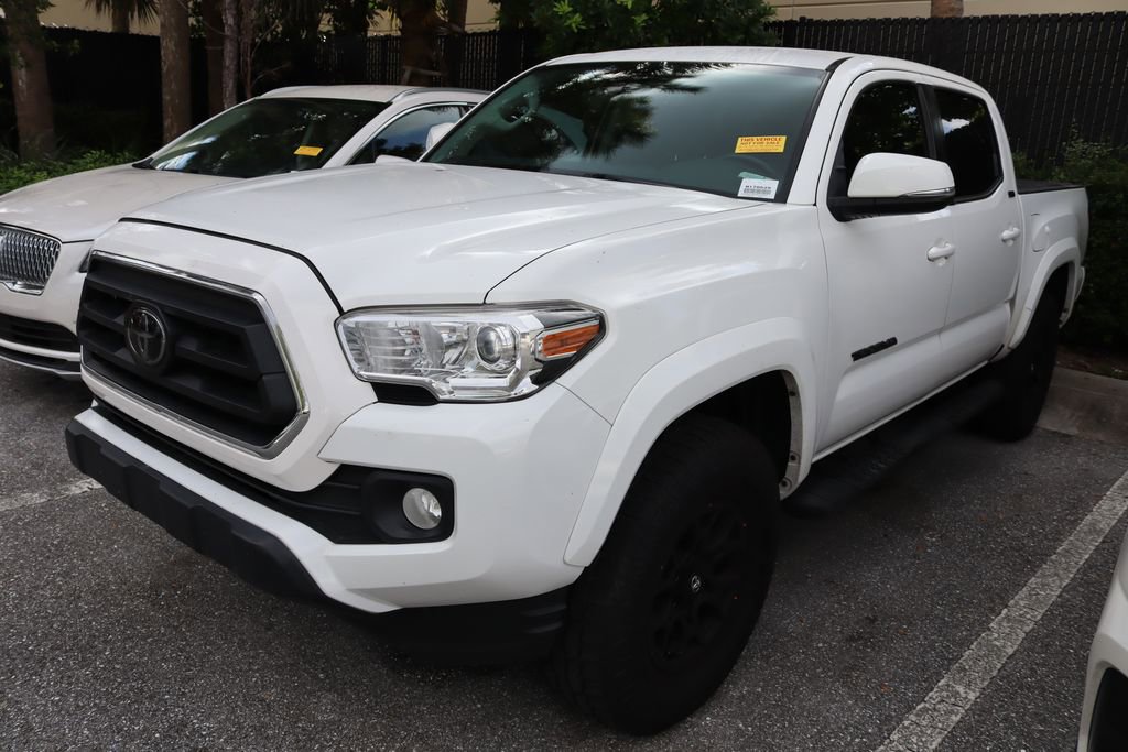 2022 Toyota Tacoma SR5 photo 2