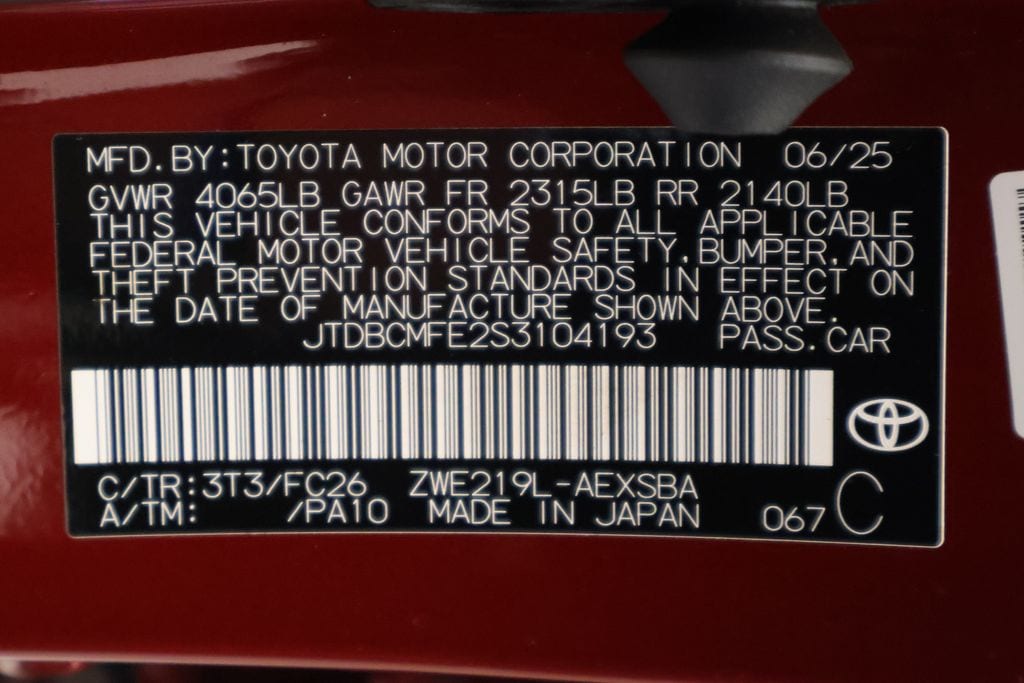 2025 Toyota Corolla SE - Photo 17