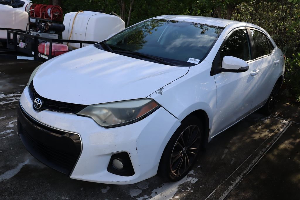 2016 Toyota Corolla Plus photo 2