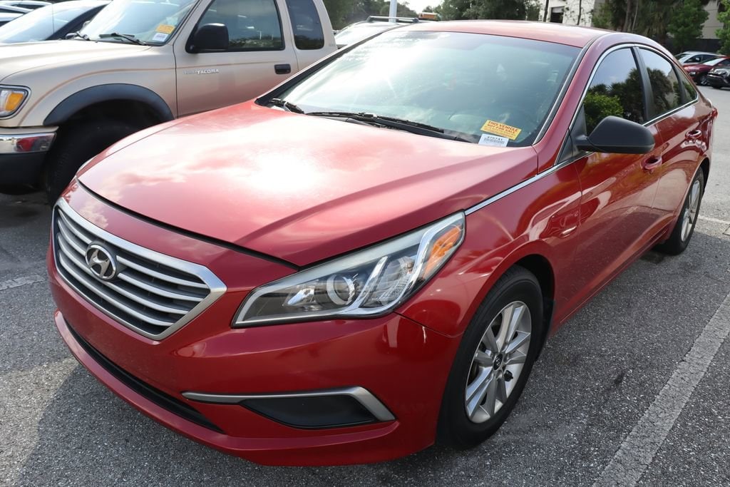 Used 2017 Hyundai Sonata SE with VIN 5NPE24AF7HH476741 for sale in West Palm Beach, FL