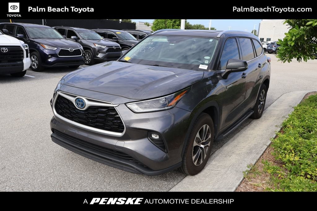2021 Toyota Highlander Hybrid SUV 