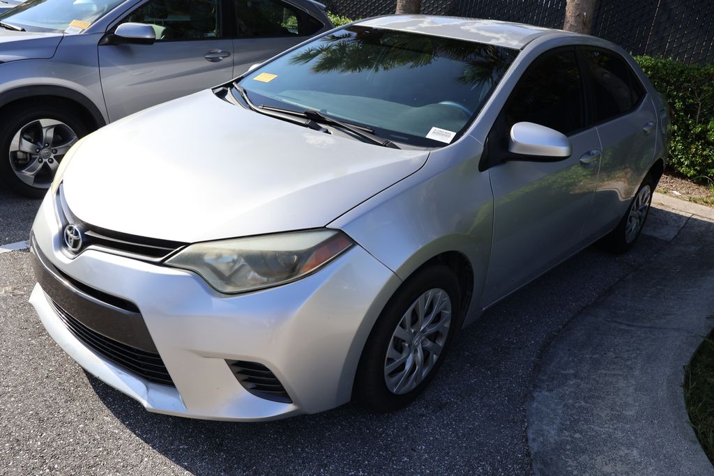 Used 2015 Toyota Corolla LE with VIN 5YFBURHE2FP280309 for sale in West Palm Beach, FL