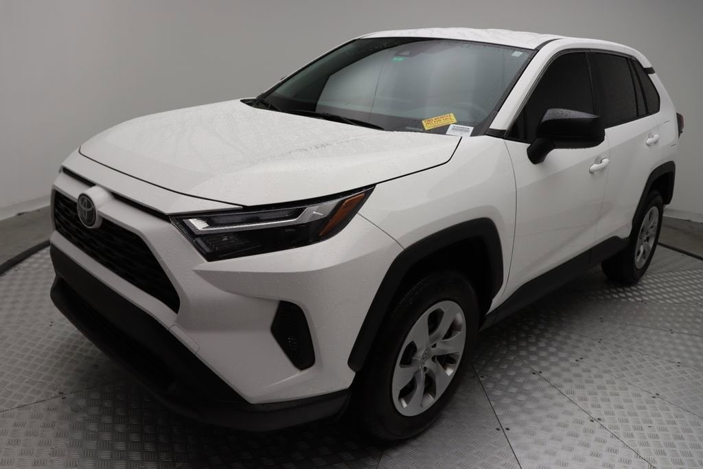 Used 2023 Toyota RAV4 LE with VIN 2T3F1RFV7PW350858 for sale in West Palm Beach, FL