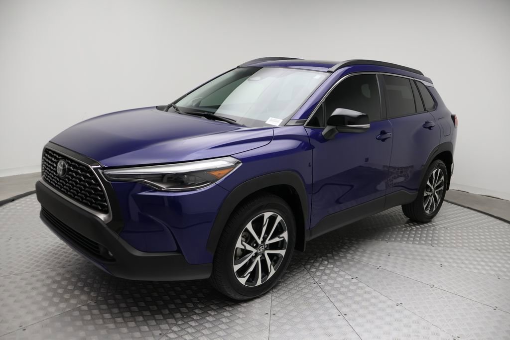 2025 Toyota Corolla Cross XLE