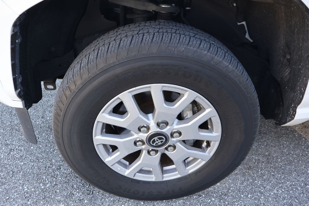 Used 2024 Toyota Tacoma SR5 Truck