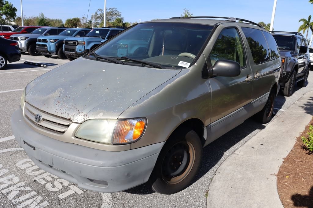 Used 2001 Toyota Sienna LE with VIN 4T3ZF13C31U409060 for sale in West Palm Beach, FL