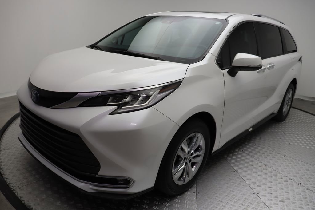 Certified 2024 Toyota Sienna Limited with VIN 5TDZRKEC6RS206526 for sale in West Palm Beach, FL