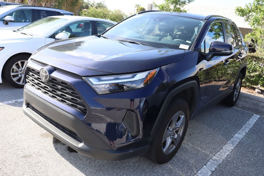 Used 2024 Toyota RAV4 XLE with VIN 2T3W1RFV3RW304642 for sale in West Palm Beach, FL