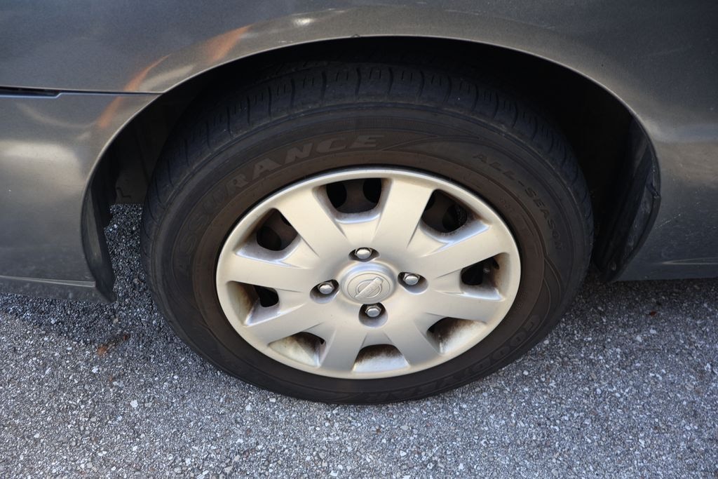 Used 2000 Nissan Sentra XE Sedan