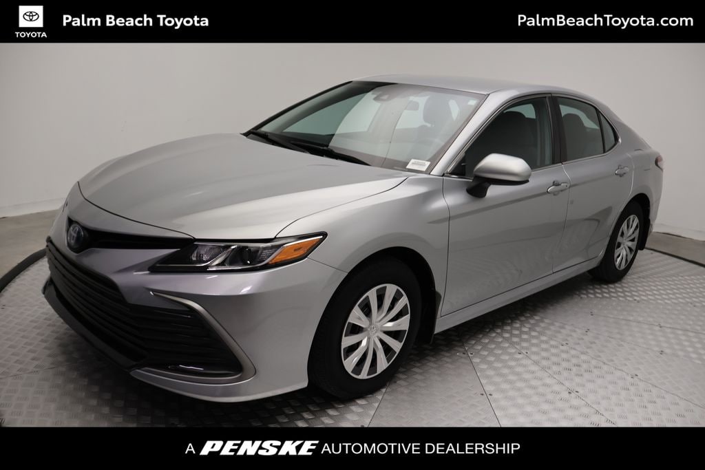 Certified 2022 Toyota Camry Hybrid LE Sedan