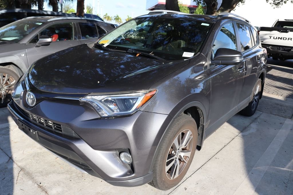 Used 2016 Toyota RAV4 XLE SUV