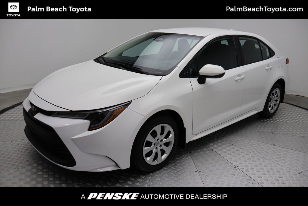 2025 Toyota Corolla LE