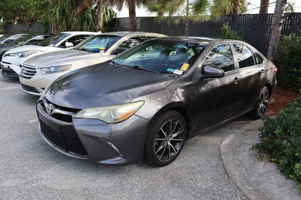 2016 Toyota Camry XSE