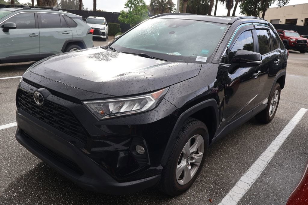 Used 2020 Toyota RAV4 XLE SUV