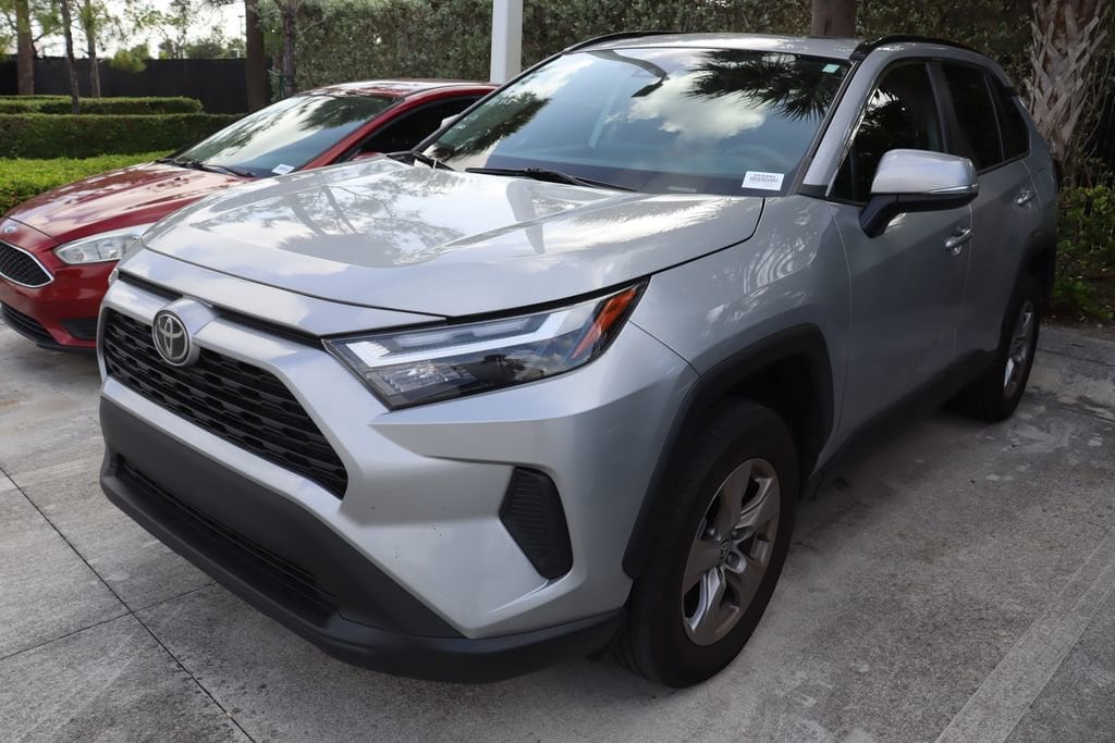 Used 2023 Toyota RAV4 XLE with VIN 2T3W1RFV9PW254391 for sale in West Palm Beach, FL