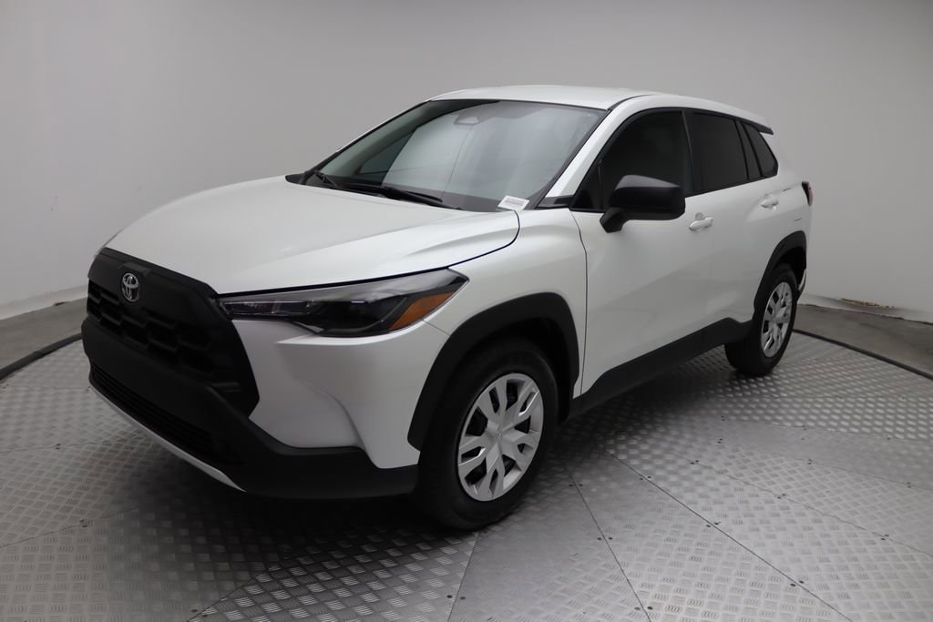 2026 Toyota Corolla Cross L's photo