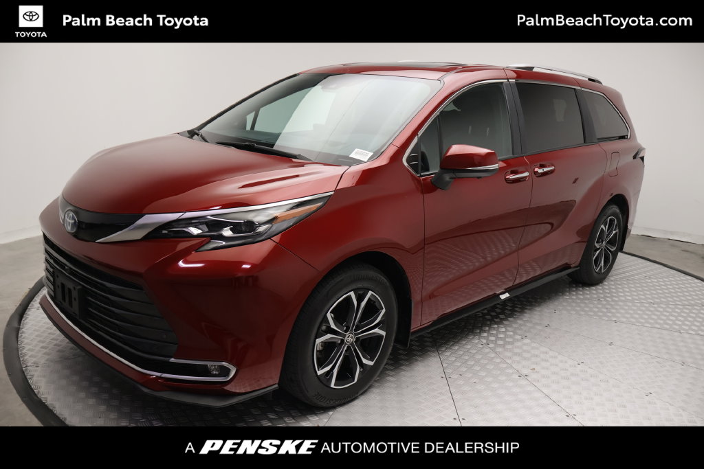 2025 Toyota Sienna Minivan/Van 