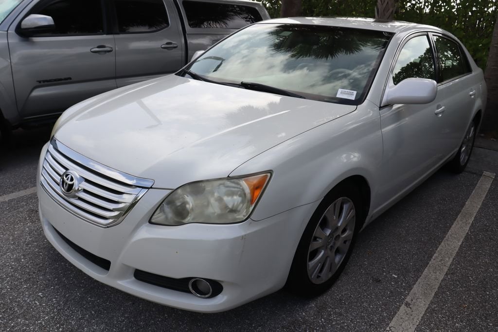 Used 2008 Toyota Avalon XLS with VIN 4T1BK36B08U304068 for sale in West Palm Beach, FL