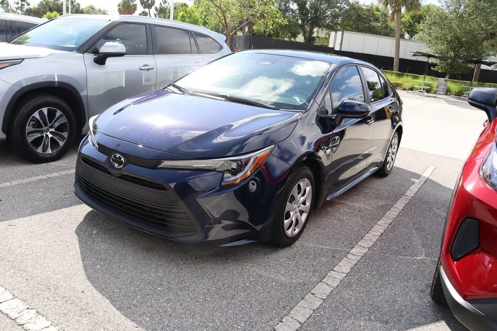 2025 Toyota Corolla LE