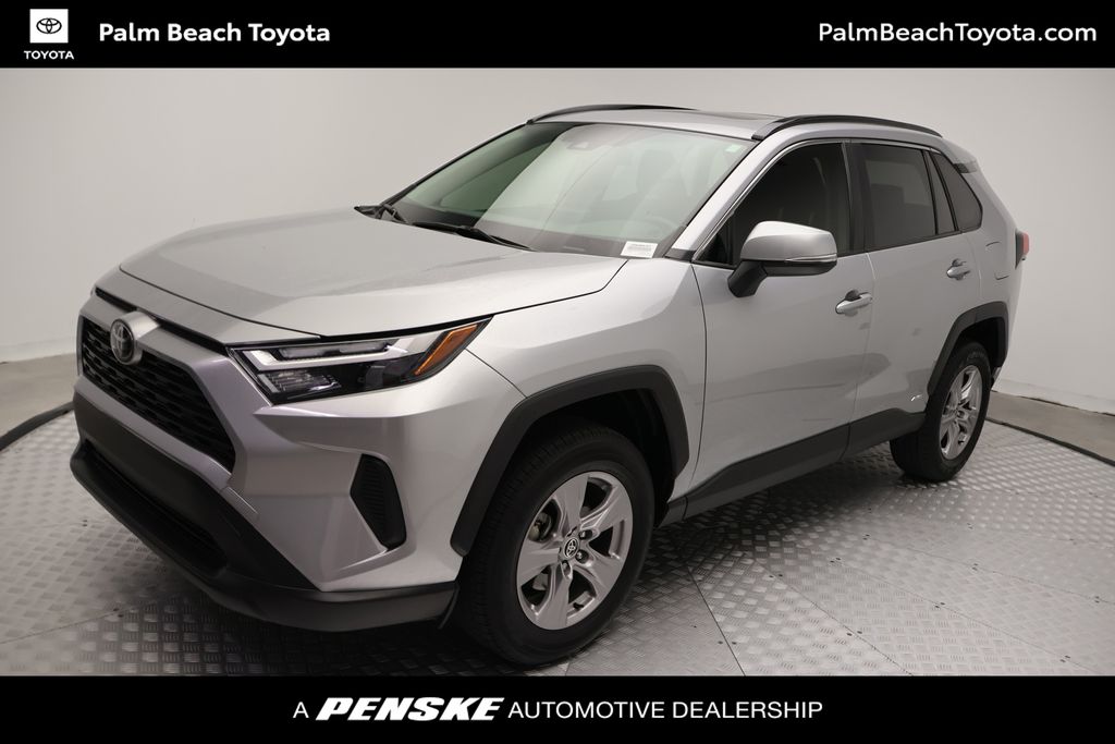 2025 Toyota RAV4 Hybrid SUV 