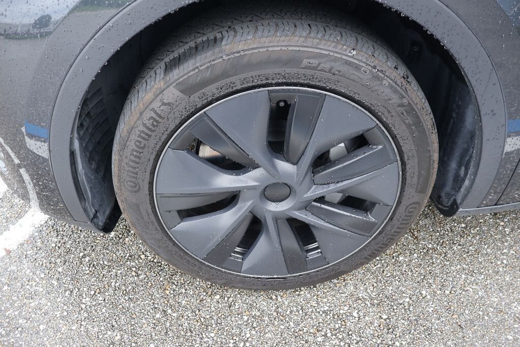 Used 2025 Tesla Model Y Long Range SUV