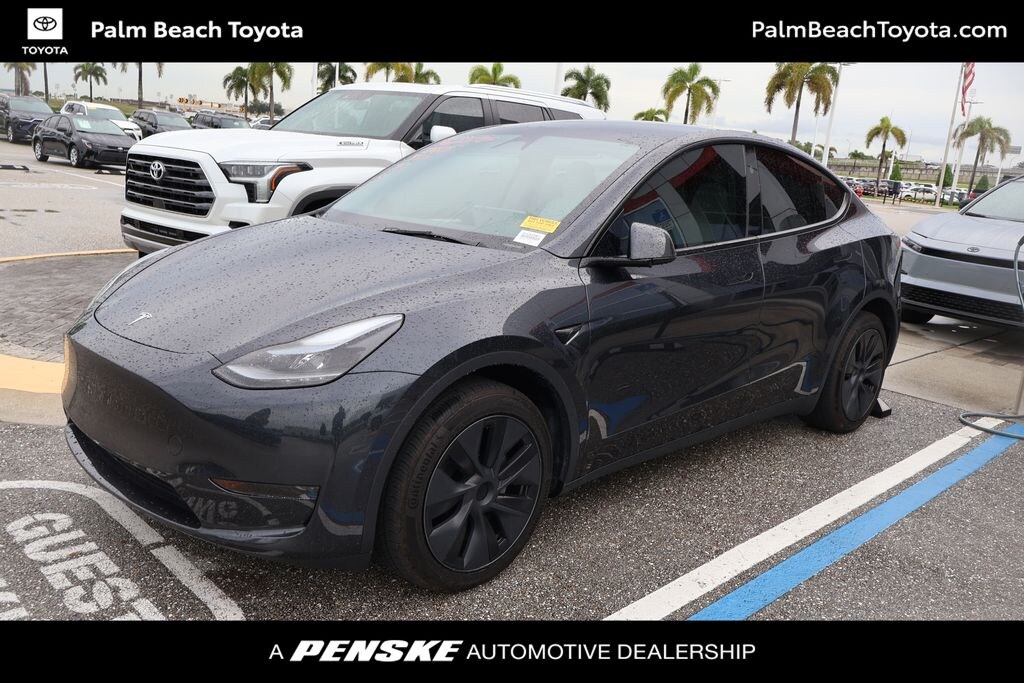 Used 2025 Tesla Model Y Long Range SUV