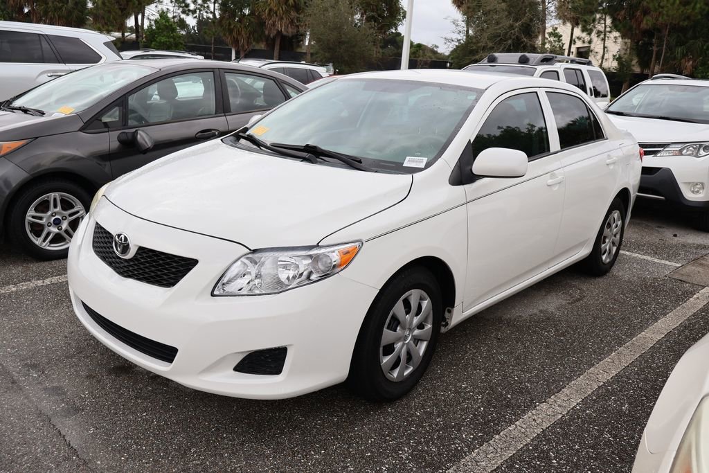 2010 Toyota Corolla LE's photo