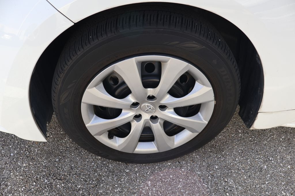 Used 2024 Toyota Corolla LE Sedan