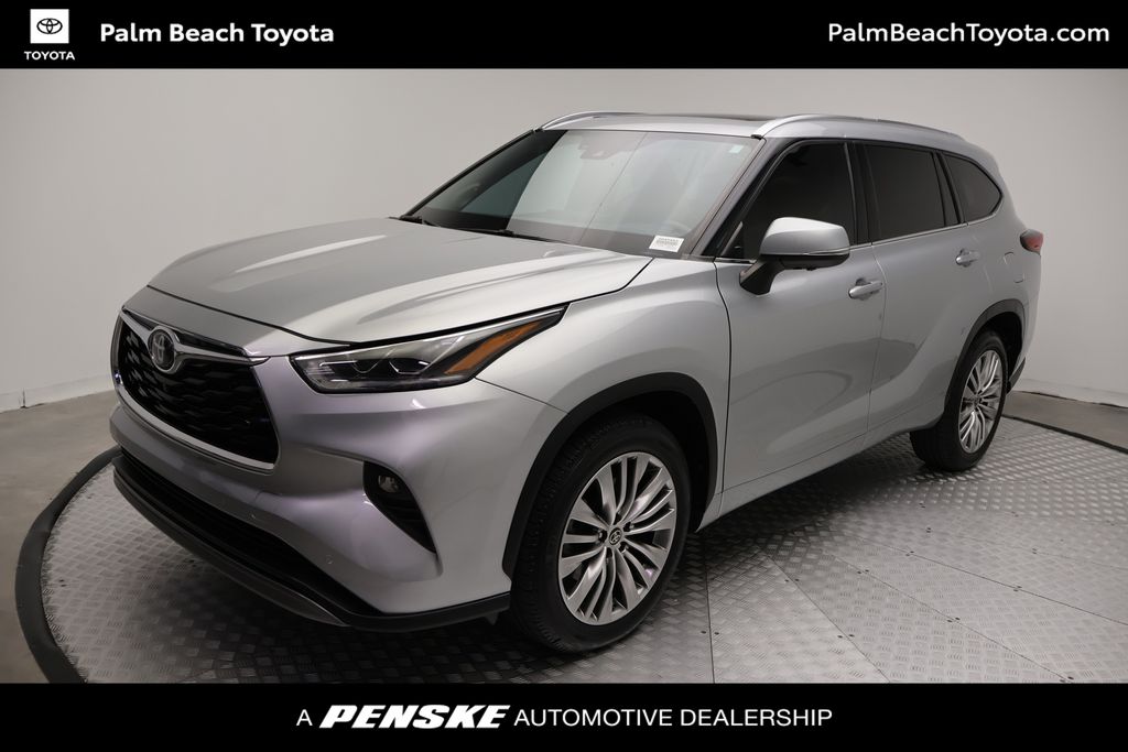 2023 Toyota Highlander SUV 