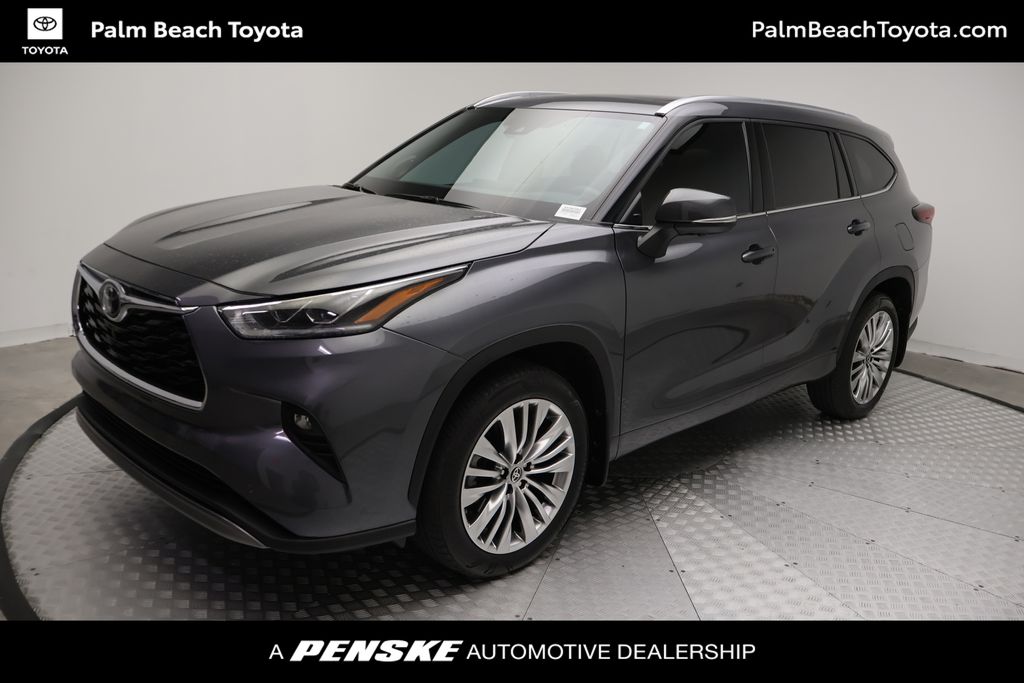 2024 Toyota Highlander SUV 