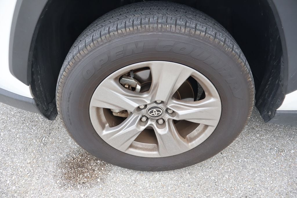 Used 2025 Toyota RAV4 XLE SUV