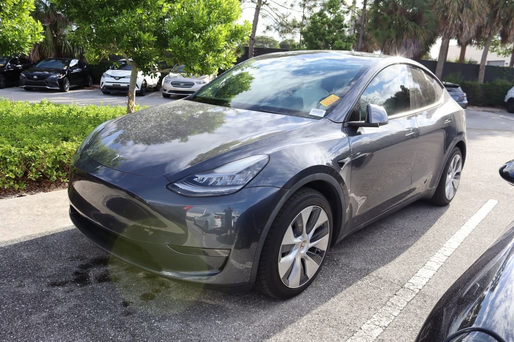 2021 Tesla Model Y Long Range's photo