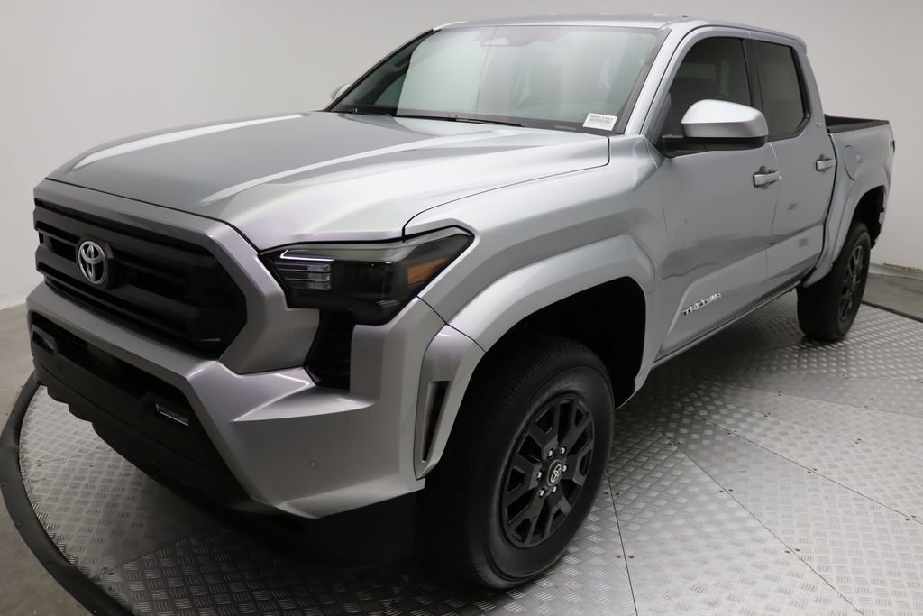 2024 Toyota Tacoma SR5 photo 2