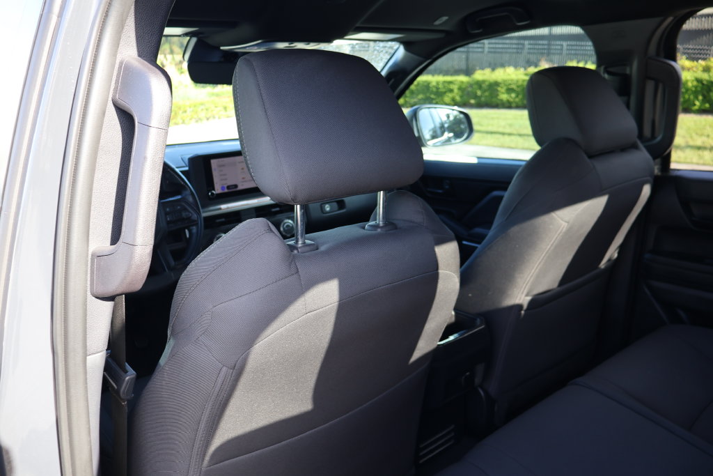 2025 Toyota Tacoma SR5 - Photo 20