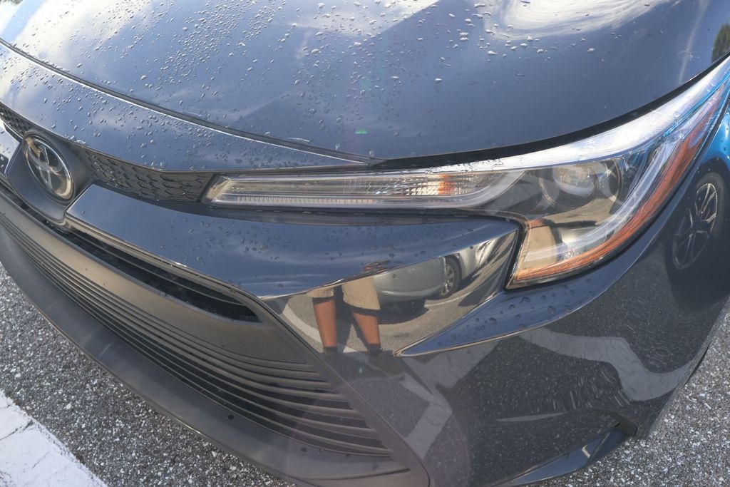 Certified 2025 Toyota Corolla LE Sedan