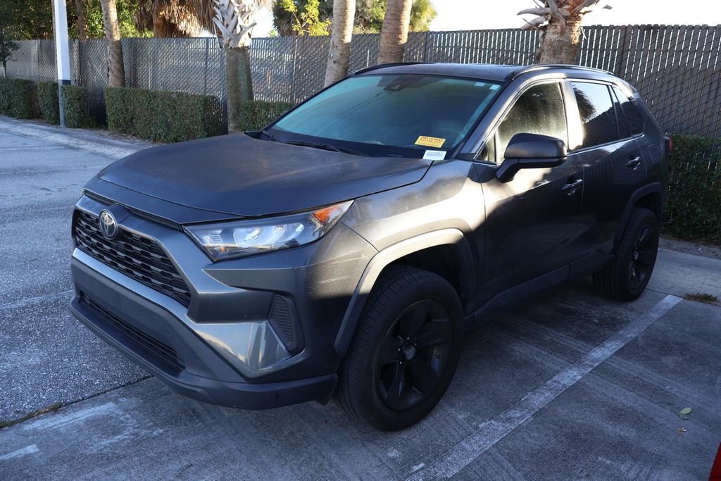 2021 Toyota RAV4 LE