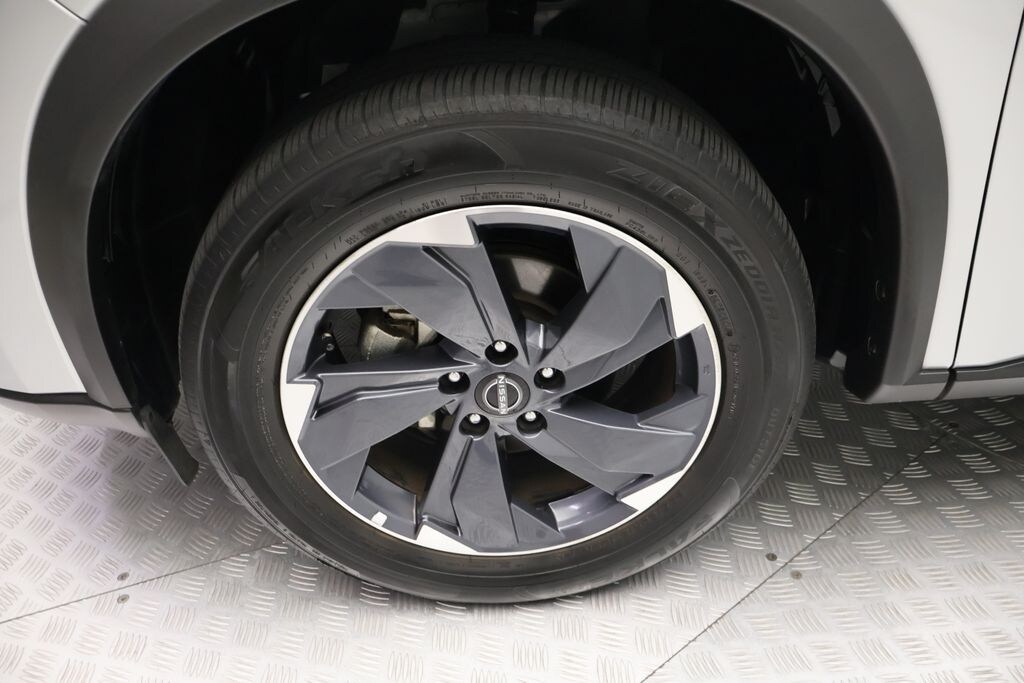 Used 2025 Nissan Rogue SV SUV