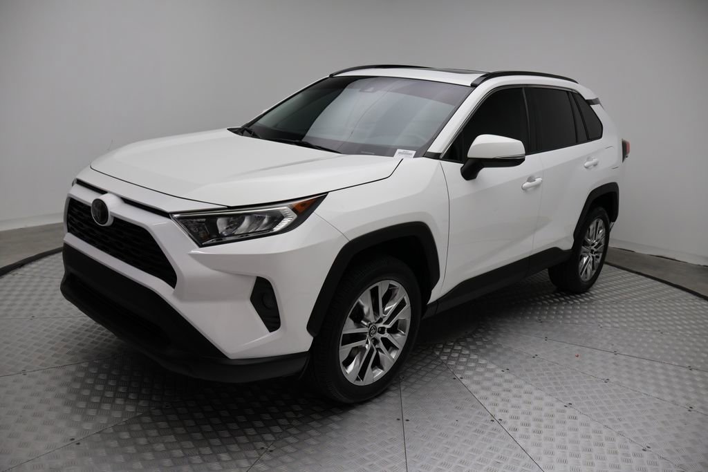 2020 Toyota RAV4 XLE Premium