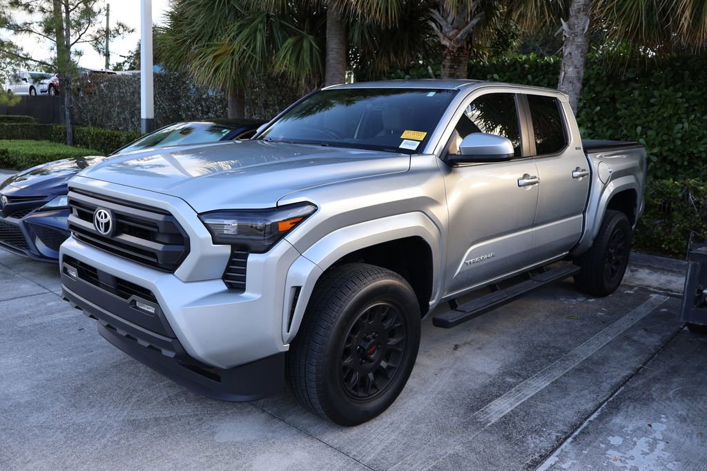 2024 Toyota Tacoma SR5's photo