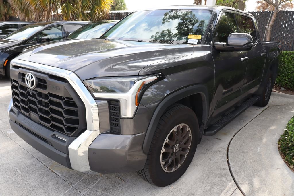 Used 2022 Toyota Tundra SR5 with VIN 5TFLA5AB3NX014108 for sale in West Palm Beach, FL