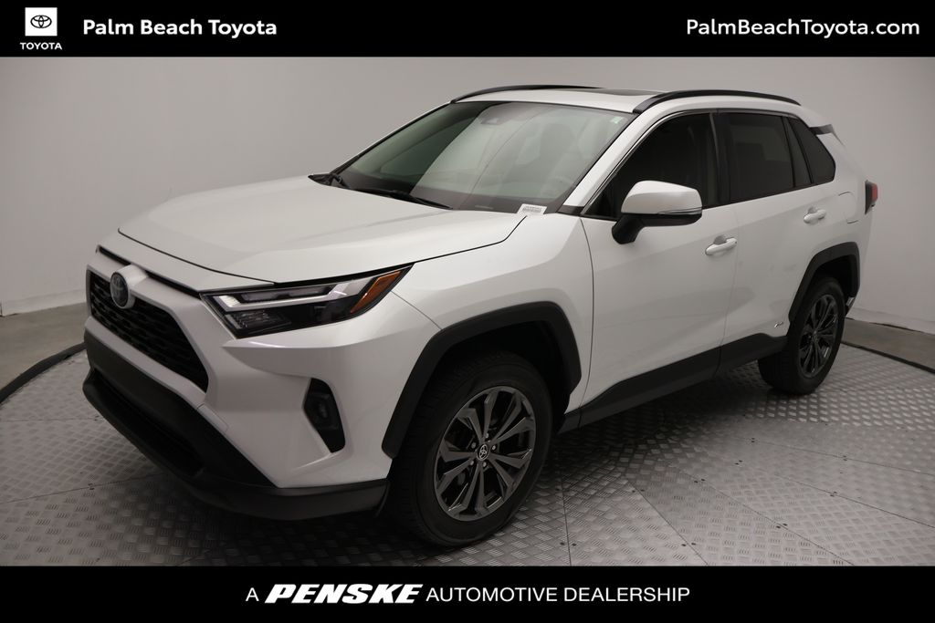 2024 Toyota RAV4 Hybrid SUV 